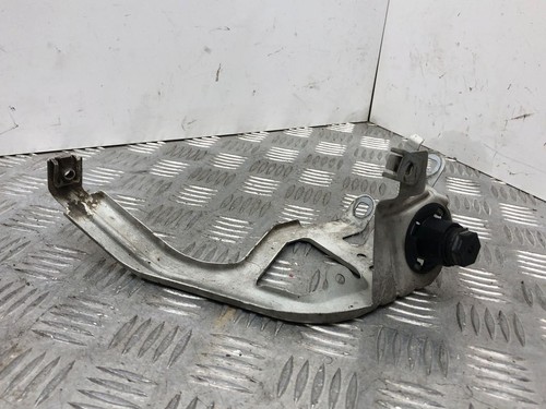 BMW 5 F10 F11 2011 Links Halterung Kotflügel 7183752 107020