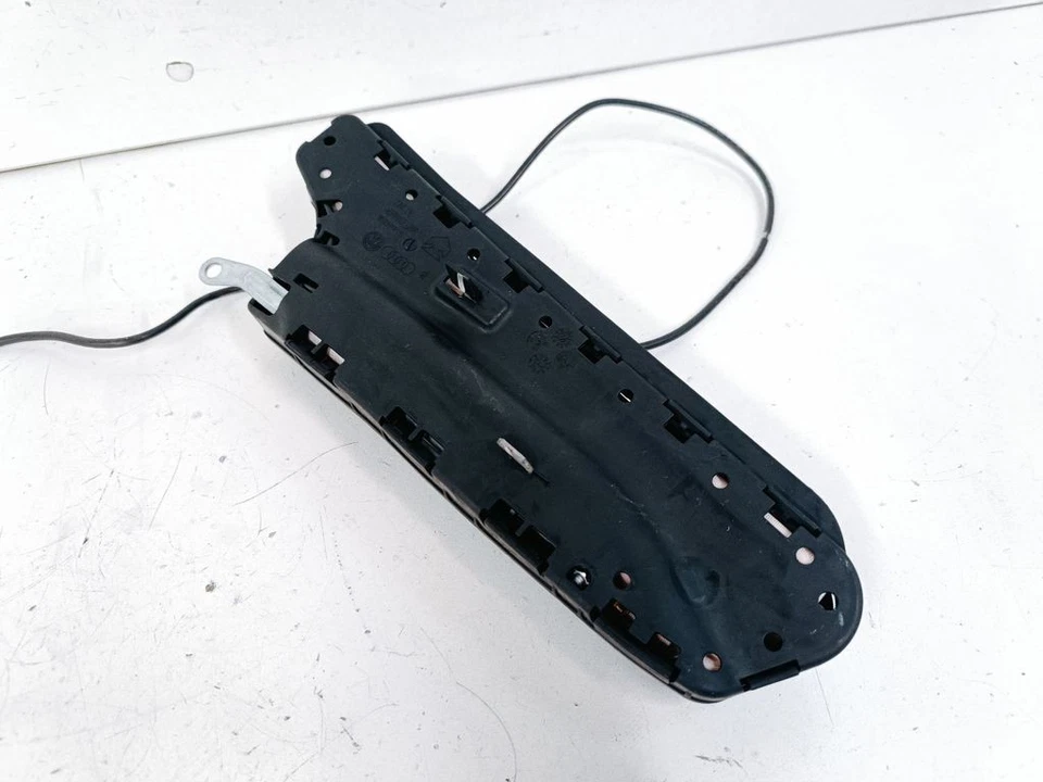 Audi Q7 4L 2012 Right Other Interior Part 4L0880242B DIN71547 - Imagem 3 de 4