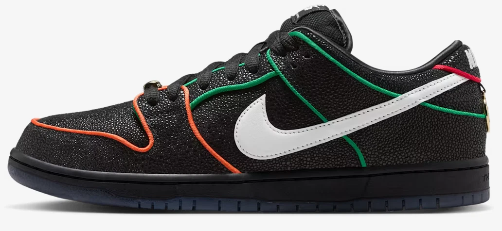 Nike SB Dunk Low Pro Black for Sale - Authenticity Guaranteed - eBay