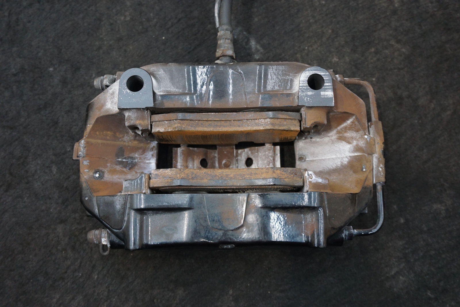 Rear Left Brembo Brake Caliper OEM 82102800 Maserati GranTurismo S M145 2007-19