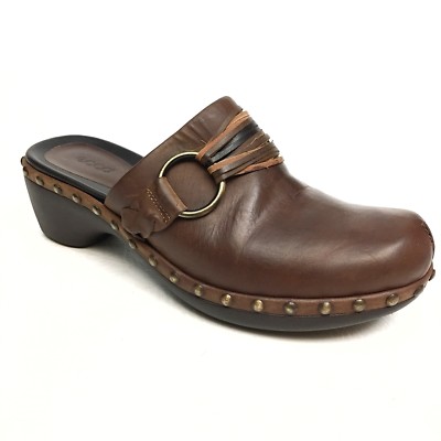 ECCO Studded Mule Clogs Brown Slip On Leather Shoe  Women s Sz 8 / 8.5 Eu39