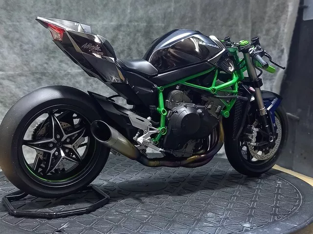 Monmodel 1 9 Model Kit Kawasaki Ninja H2R Normal Edition from