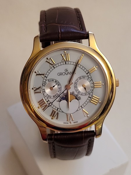 Grovana 1025.1 Schweizer Mondphase Analog Display 3ATM Saphir Quarz 18 Karat Gold