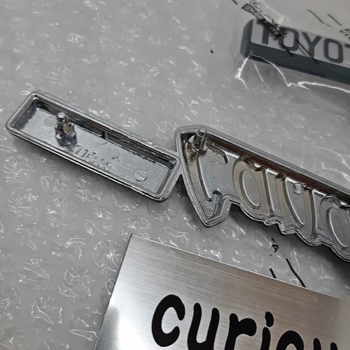 Juego emblema guardabarros TOYOTA OEM Land Cruiser 74-81 FJ40 BJ40 nuevo 75343-90351 x2 - Imagen 10 de 14