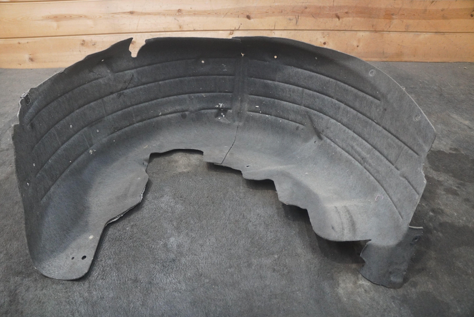 Rear Right Inner Quarter Fender Wheel Well Arch Liner Aston Martin Vantage 2019