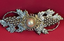 VINTAGE TWO TONED STAMPED METAL GRAPES  LEAVES w/ CENTRAL PEARL HAIR BARRETTE