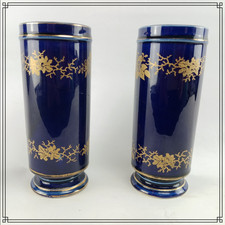 ELEGANTE PAIRE DE VASE EN