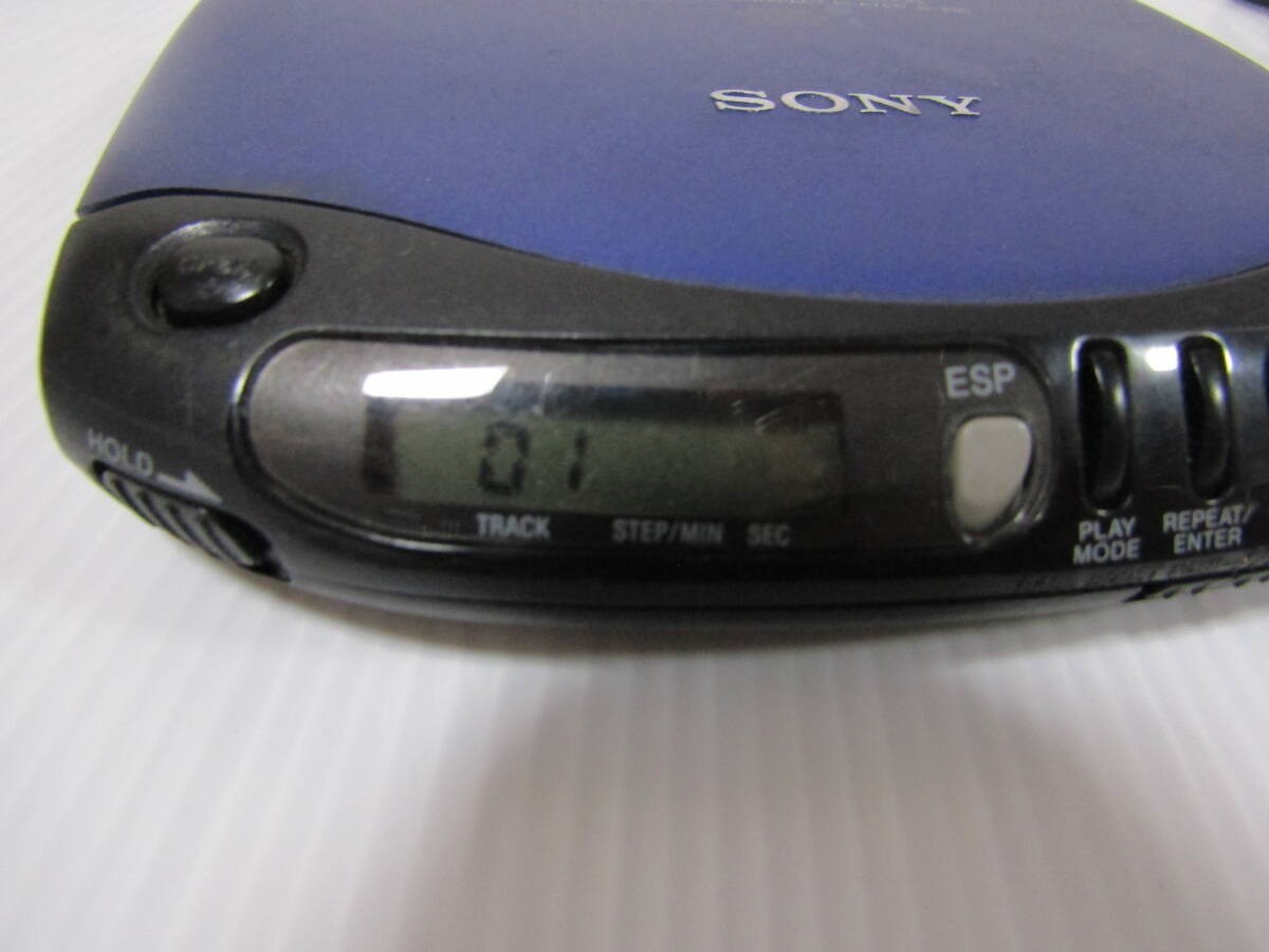 Sony DISCMAN D-235 CD Walkman Personal CD Player Made in Japan