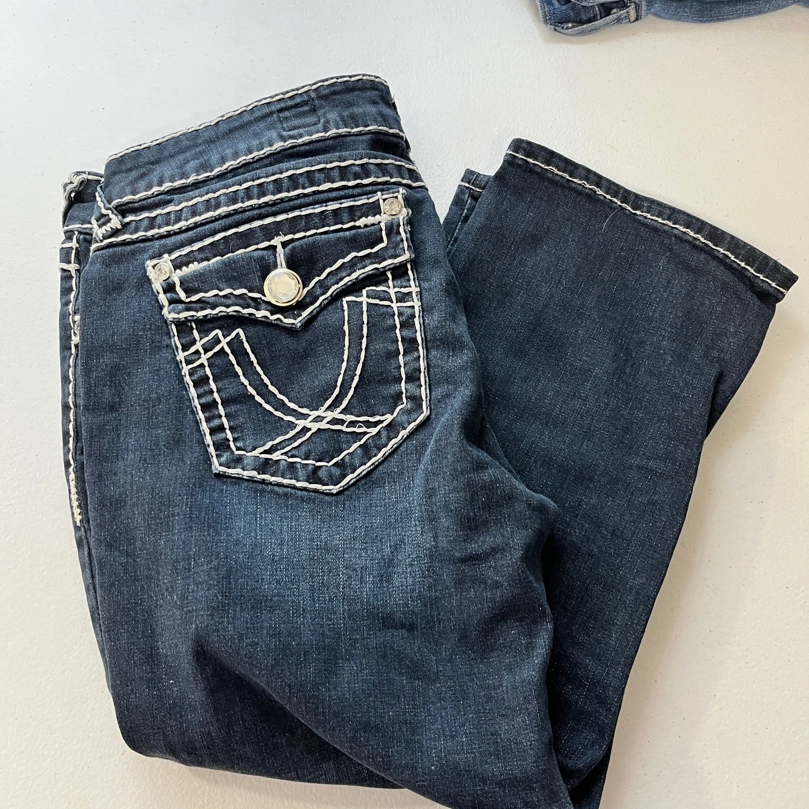 L.A. Idol USA Dark Blue Capris with White Stitching and Rhinestones 13 Juniors