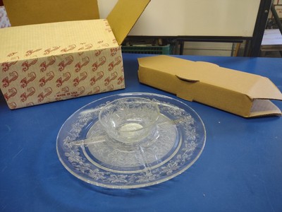 Princess House Fantasia Divided Veggie & Dip Platter 13'' chip snack tray labels 