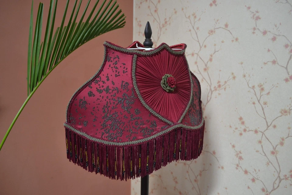 Lampshade scallop burgundy silk hand-stitched table lampshade floor lampshade - Image 2 of 4