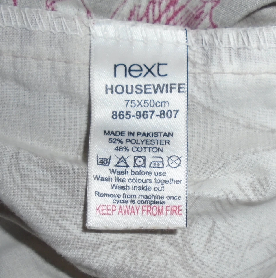 Next Floral 2 Pillowcases beige white red housewife cotton blend lace trim vgc - Image 4 of 4