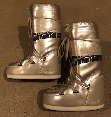 moon boots 35