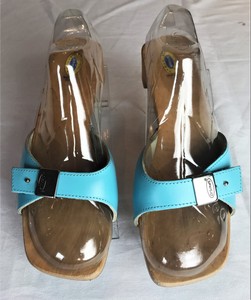 dr scholl's wooden sole sandals