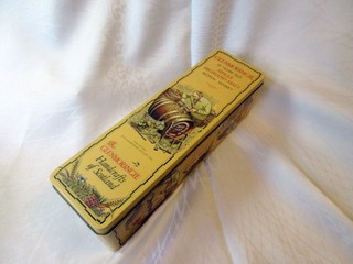 A VINTAGE GLENMORANGIE SCOTCH WHISKY TIN