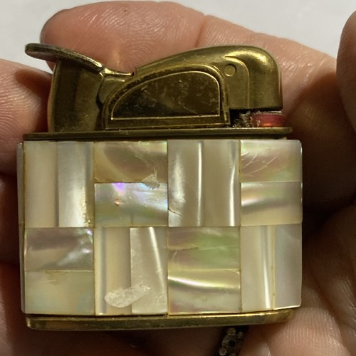Evans Lighter 1950’s MCM Mother Of Pearl Tile Inlay Gold Tone Tobacco Art Ladies