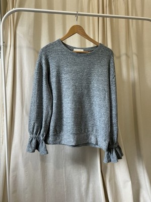 Eri + Ali Pullover grau lang Rüschenärmel Lounge weich Anthropologie Rüschen Oberteil M