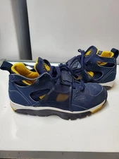 Nike Air Trainer Huarache 2004 Sneakers Midnight Navy Size 10.5  679083 47100