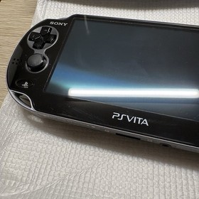 PS Vita PCH-1100 Sony Playstation complete Set Console Black Boxed Tested