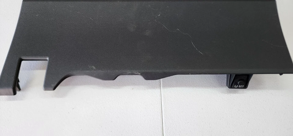 Panel de instrumentos Scion XB 2008-2015 refuerzo inferior de rodilla OEM P/N 5504512390 Foto 2 de 4