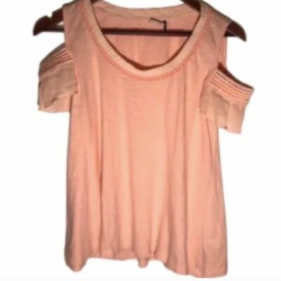 Anthropologie Akemi + Kin Women s XS Coral Cold Shoulder Top