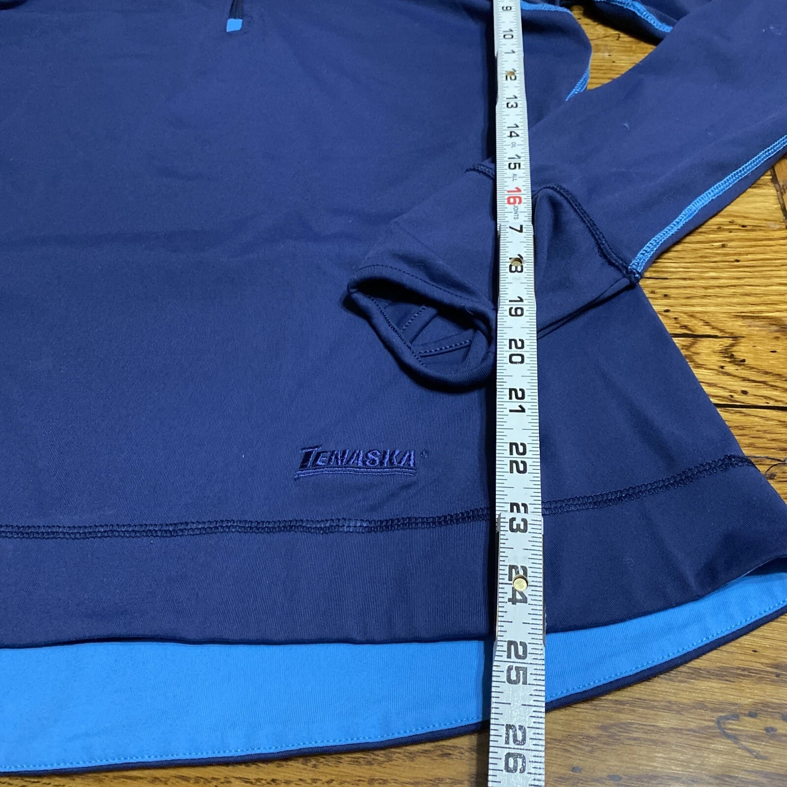 alo-yoga long sleeve 1/4 zip thumbholes 