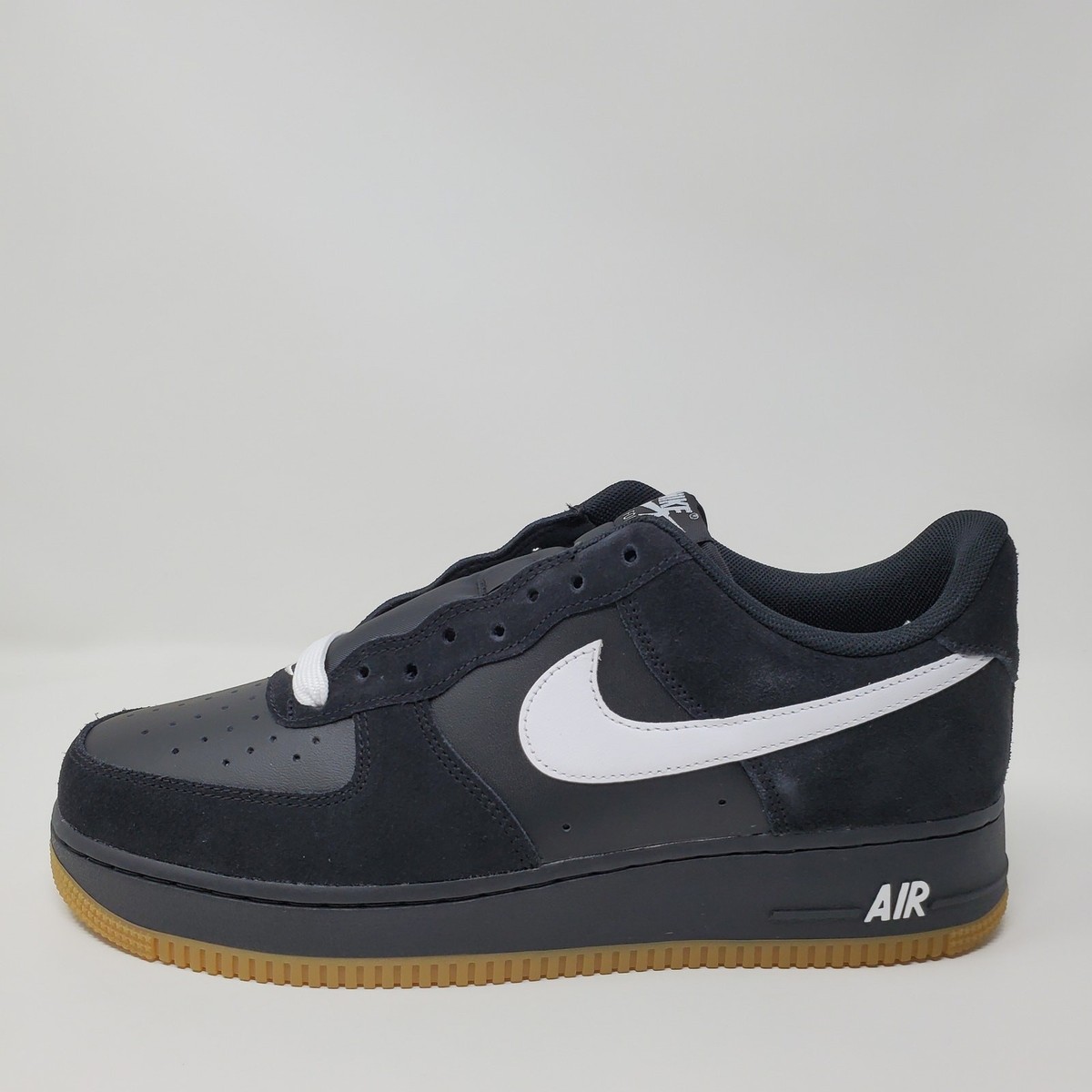 Nike Air Force 1 '07 LV8 Black White Gum IB6388-001 Men's Size 10