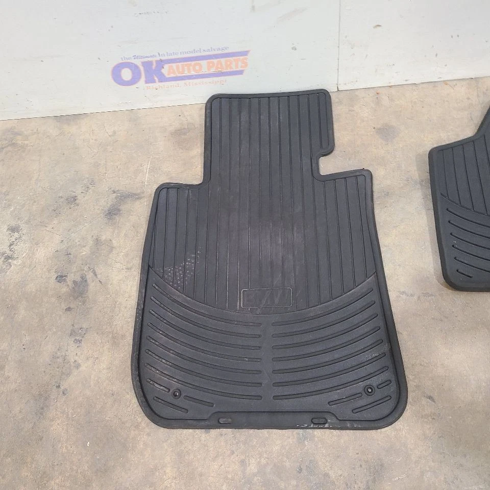 11 2011 BMW Z4 JUEGO ALFOMBRILLAS GOMA DELANTERAS NEGRO Foto 2 de 4