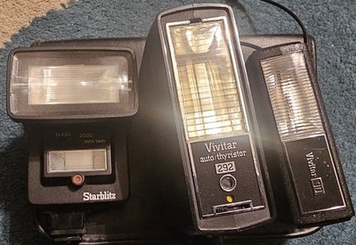 Vivitar 292 Flash, Vivitar 90 Flash, Starblitz 2500BTZ Flash*UNTESTED* 