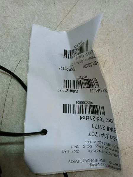 Nissan Titan Armada 2007 ajustador de cinturón de seguridad de pasajero OEM Foto 4 de 4