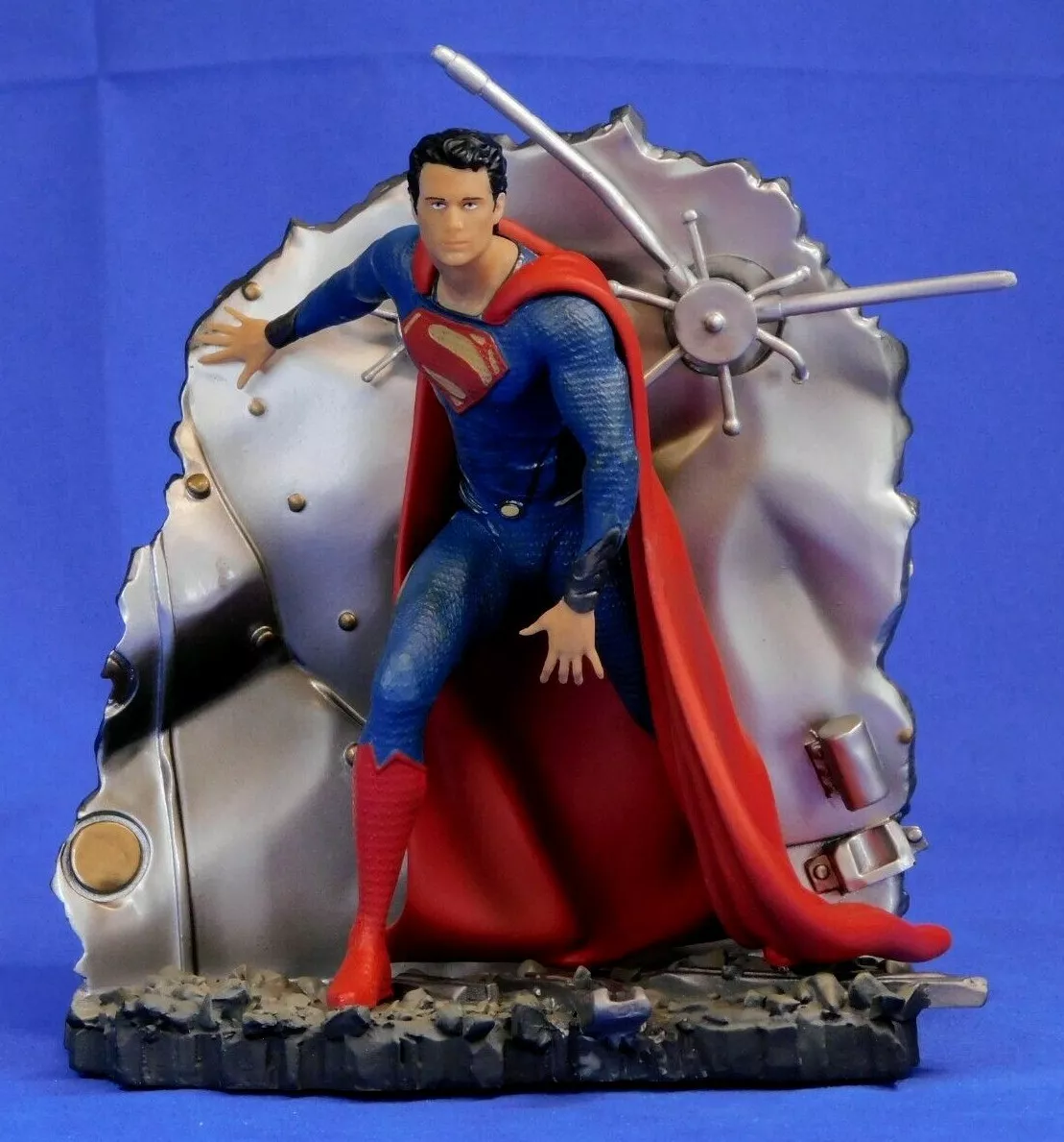 RARE SUPERMAN MAN OF STEEL BANK VAULT STATUE DC COLLECTIBLES GENTLE GIANT  1:12