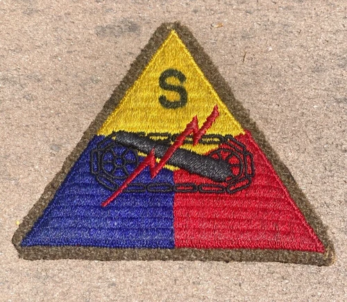 WW2 US Army Military Armored School Woolie Shoulder Patch Insignia