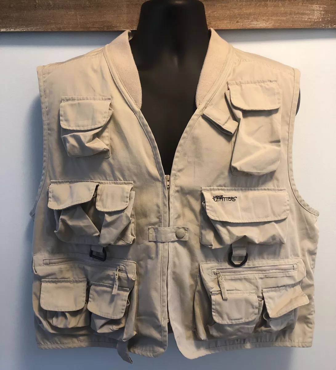 Lodge Outfitters Beige fishing vest Men's L/XL NWOT 700425110352