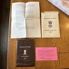 1969 India 9 Coin Proof Set Brown Cover with SILVER 10 Rupees + Paperwork