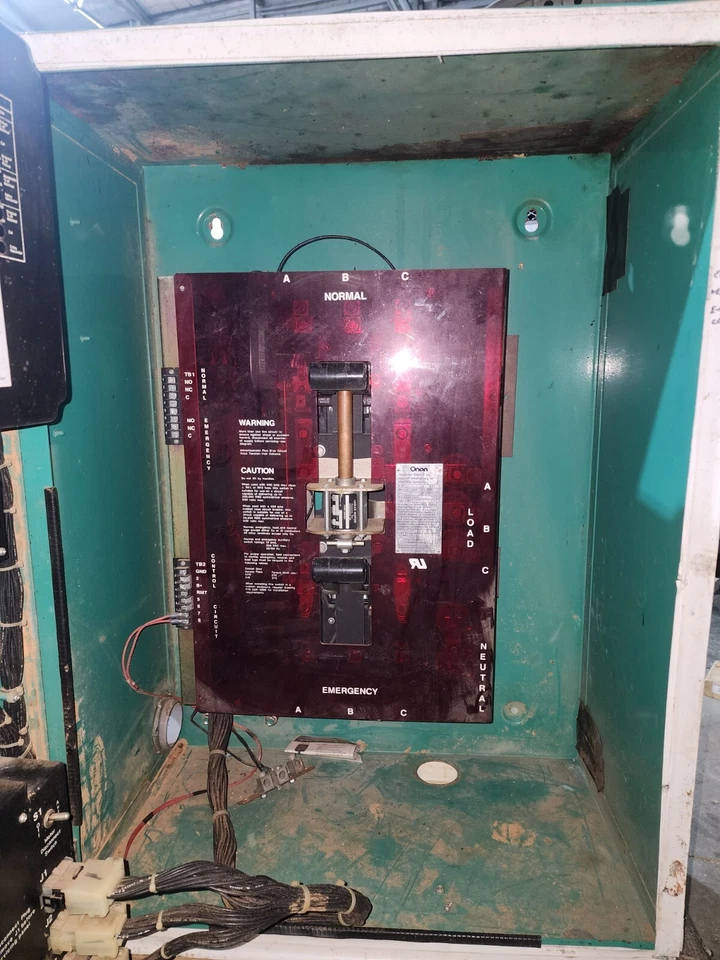 Interruptor de transferencia Onan OTCU 150C 15G Foto 3 de 4