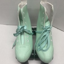 Xudrez Uni Roller Skates green women size 9 Never Used