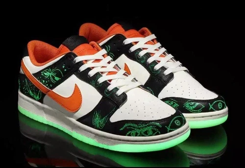 Nike Dunk Low PRM Halloween 2021 size 6.5 Youth 