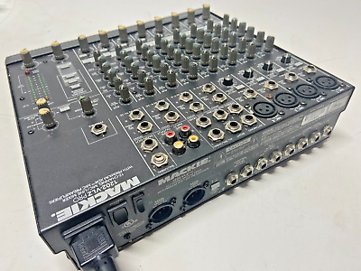 Mackie 1202-VLZ Pro 12-Channel Mic/Line Mixer with Premium Mackie 1202-VLZ Pro 12-Channel Mic/Line Mixer with Premium