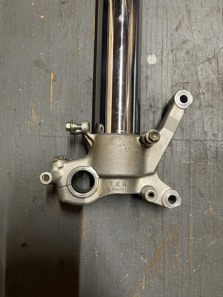 Horquillas delanteras Suzuki RMZ450 2012 Foto 3 de 4