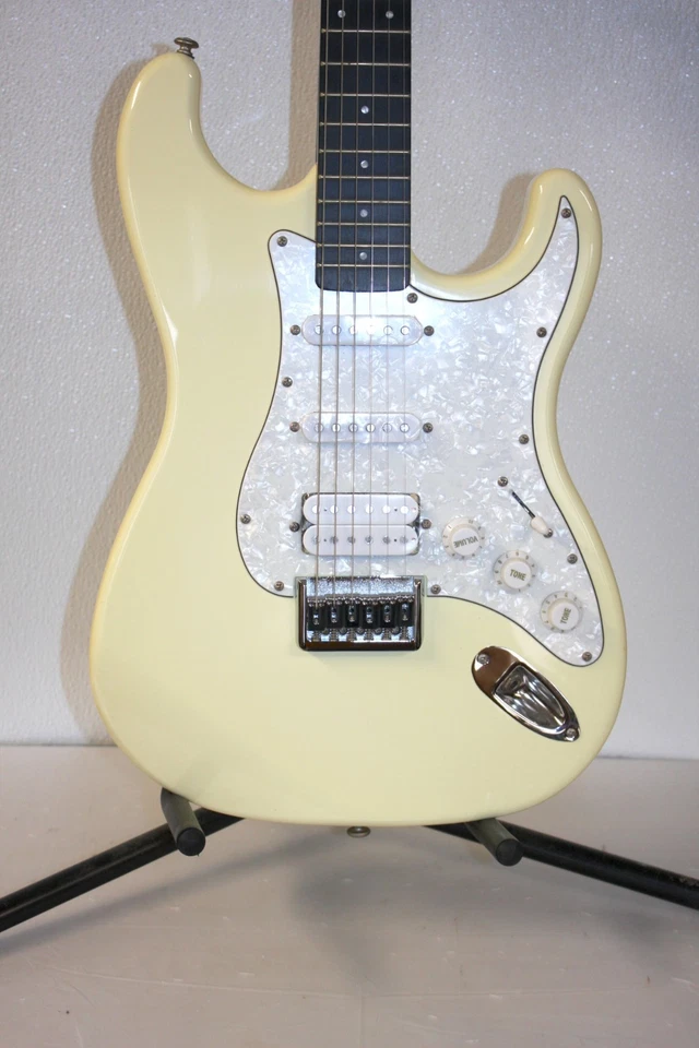 Fretlight 500 Series Electric Guitar With Power Cable - Image 3 of 4