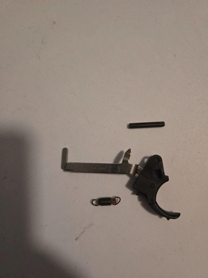 Conjunto de gatillo S&W Sw380 Sigma y piezas de riel trasero OEM Foto 2 de 3