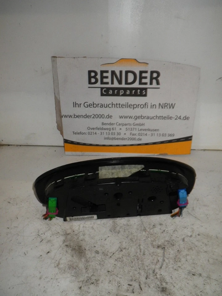 Tacho VW Passat Variant (3B6, B5) 1.9 TDI 74kW 101PS 3B0920805A Kombiinstrument - Bild 2 von 2