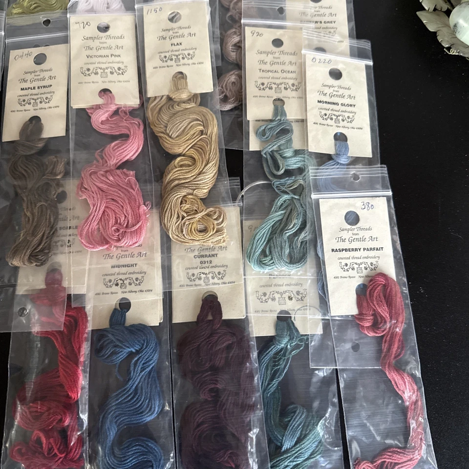 35 Skeins ~ GENTLE ART SAMPLER THREAD FLOSS - Image 4 of 4