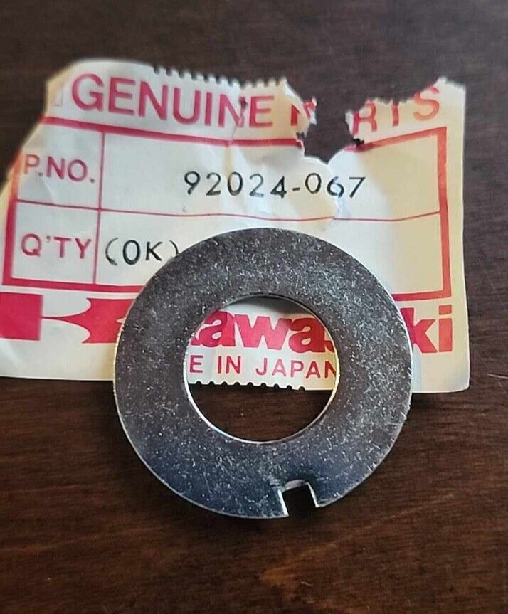 るか Kawasaki NOS 92024-067 Lock Washer 18mm H1 H2 S1 S2 S3 A1 A7 F5 F6