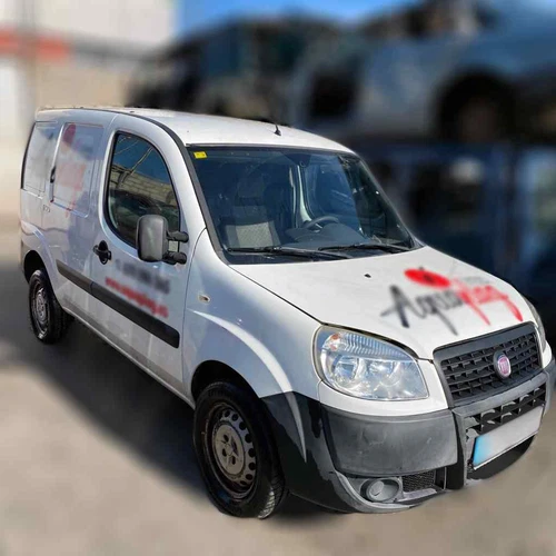 735388443 Puntera Paragolpes Trasera Derecha para FIAT I DOBLÒ CARGO 2009 180450 - Imagen 5 de 20
