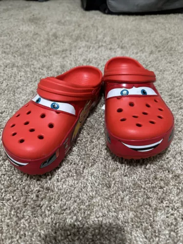 Lightning McQueen Crocs/Clogs Size 5M W7 New