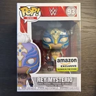 FUNKO POP WWE 93 REY MYSTERIO FIGURE AMAZON EXCLUSIVE GITD