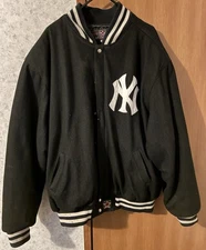 JH Design New York Yankees Varsity Jacket
