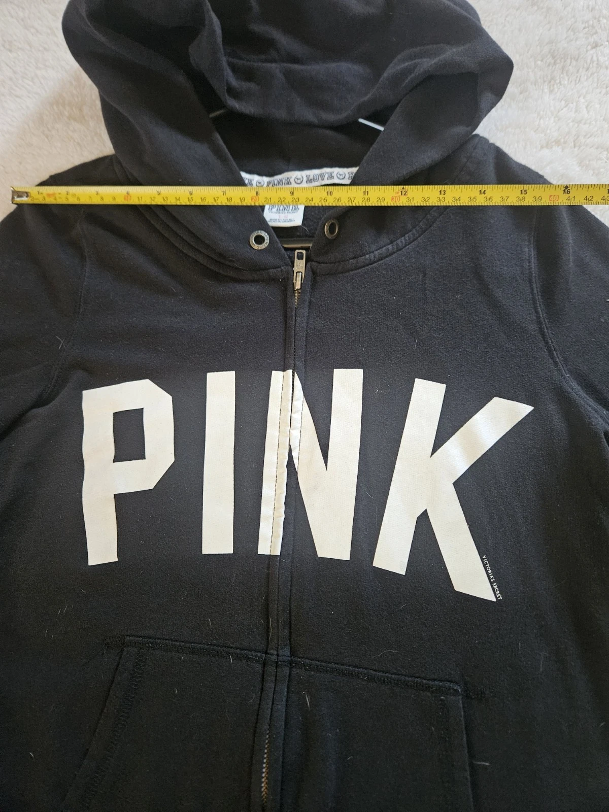 UNDERCOVER Victoria's Secret Felpa con Cappuccio Rosa e Zip Nera Taglia Large