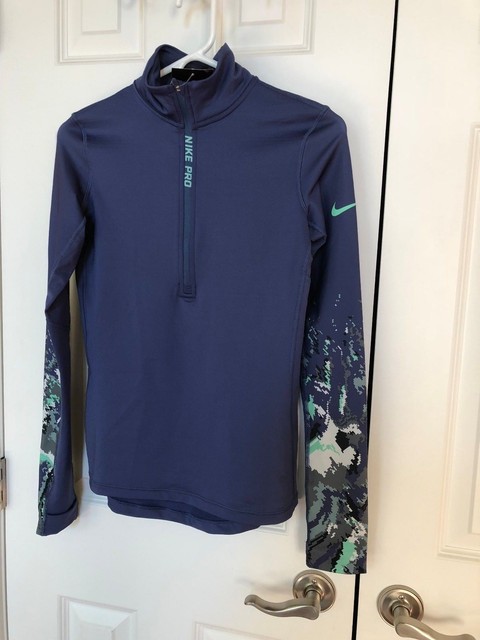 women's nike pro hyperwarm top